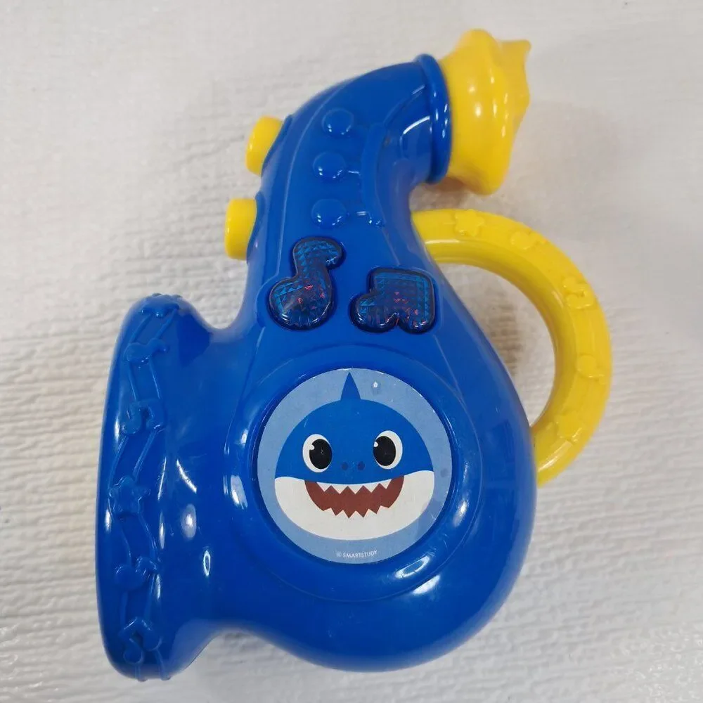 Pinkfong Baby Shark Lights N' Sounds‎ Saxophone blue toy instrument kids toddler